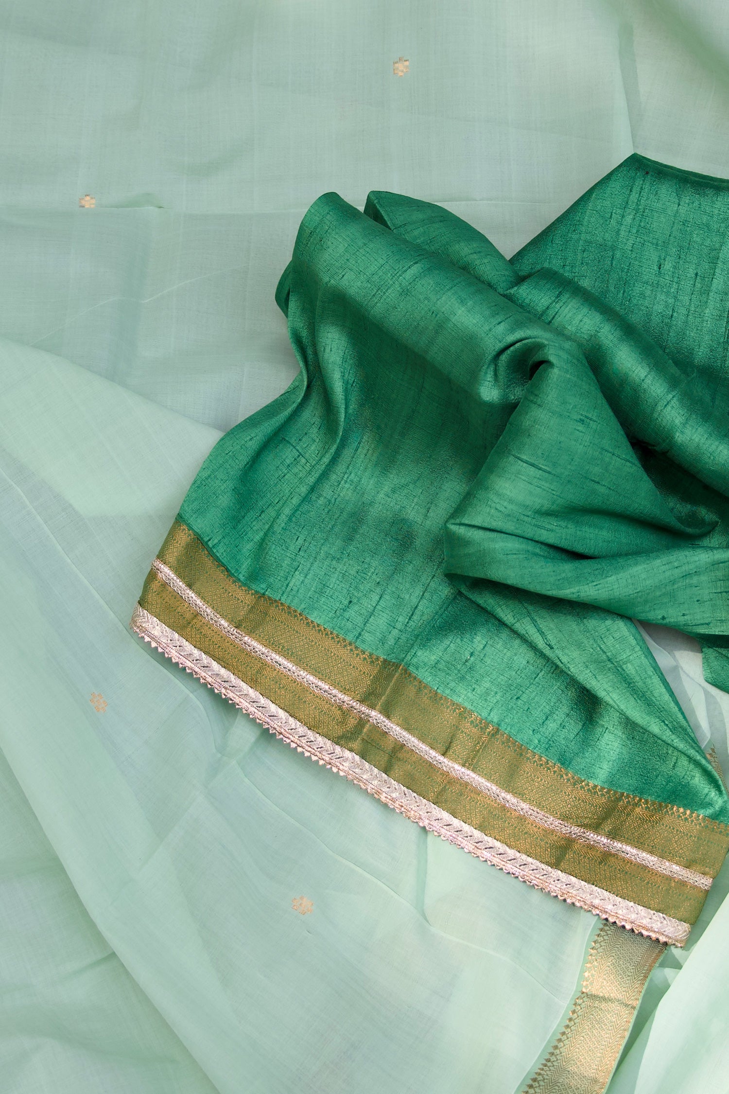 Light & dark green Mangalagiri Cotton Saree