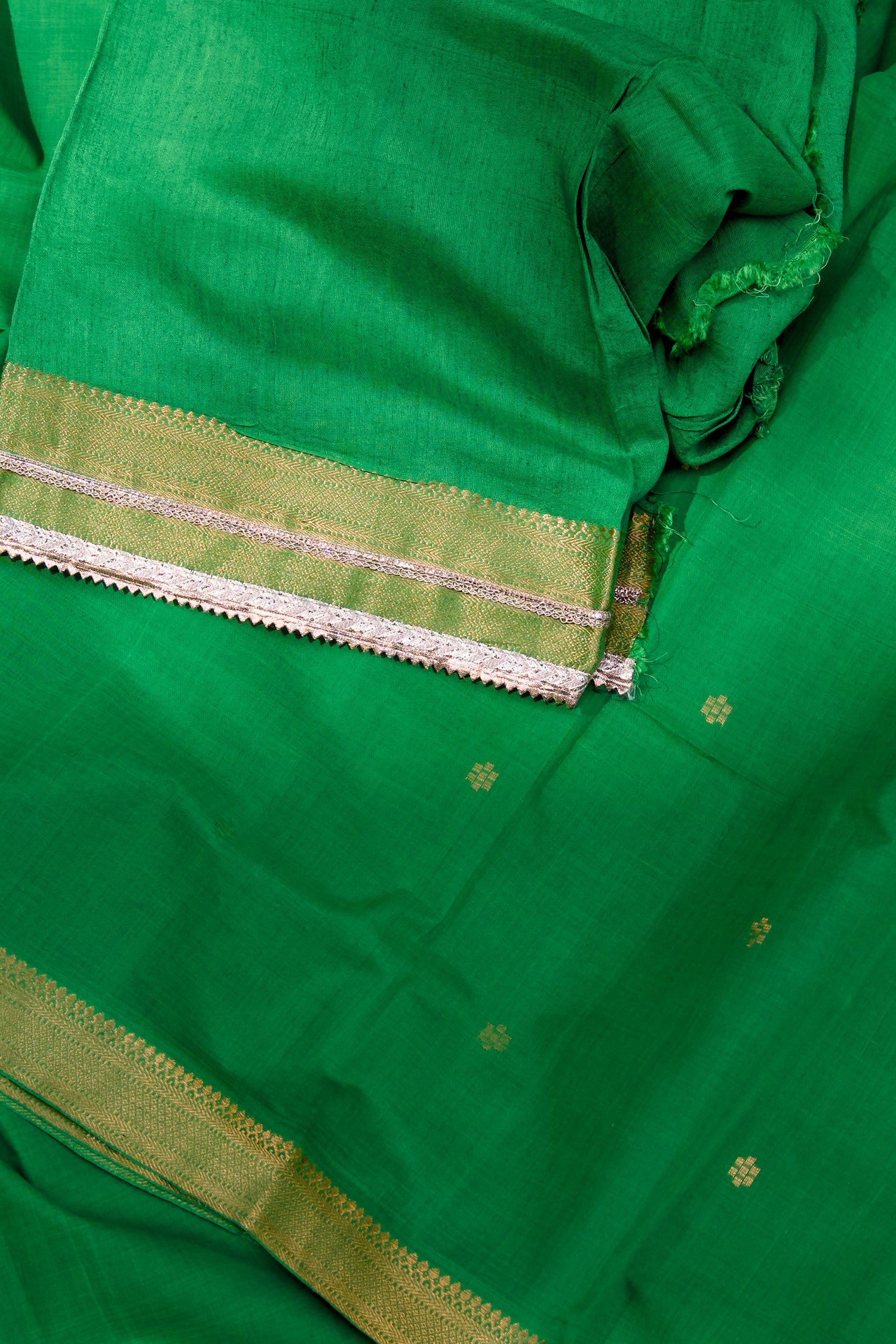 Dark Green & Golden Mangalagiri Cotton Saree
